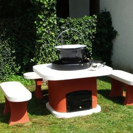 度假居 A Whole House With A Garden In Fonyd For 2-10 Persons