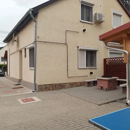 度假居 A Whole House With A Garden In Fonyd For 2-10 Persons *