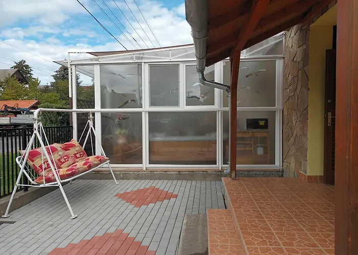 Vakantiehuis A Whole House With A Garden In Fonyd For 2-10 Persons *